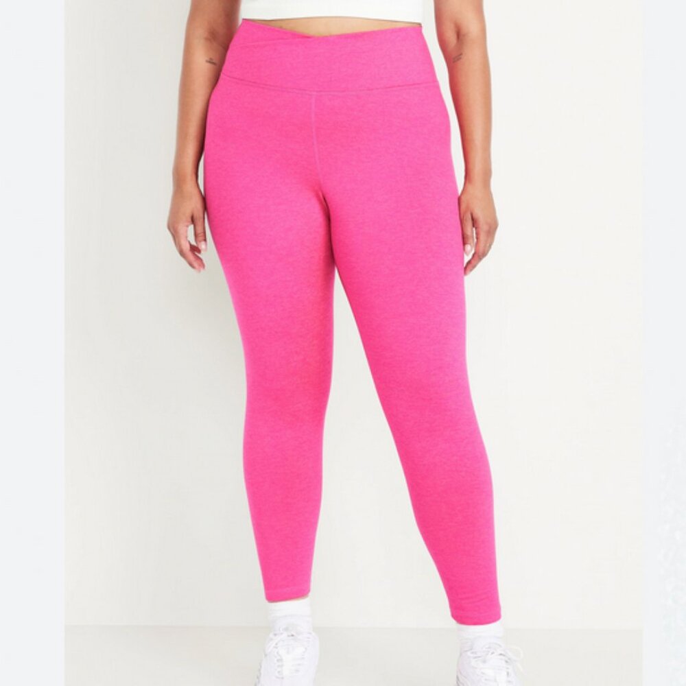 Old Navy Extra High Rise CloudComfy 7/8 Ankle Leggings